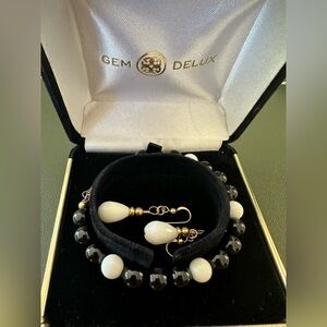 Gem Delux Black & White Beaded Bracelet and Earrings Set – Brand New in Box